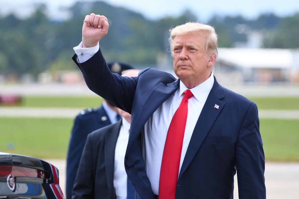 Trump pide a la Corte Suprema revivir patrullas migratorias en California