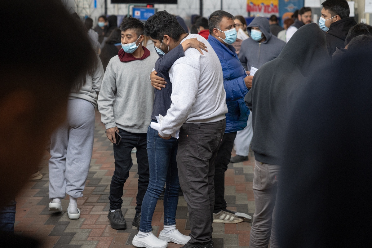 ¡Alto a las deportaciones rápidas! Jueza federal de EE.UU. dice que violan el derecho al debido proceso