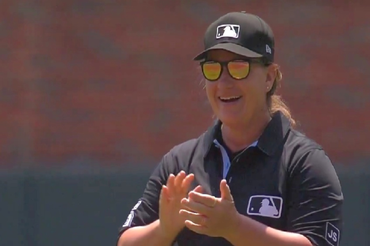 Jen Pawol rompe barreras: primera mujer umpire en MLB
