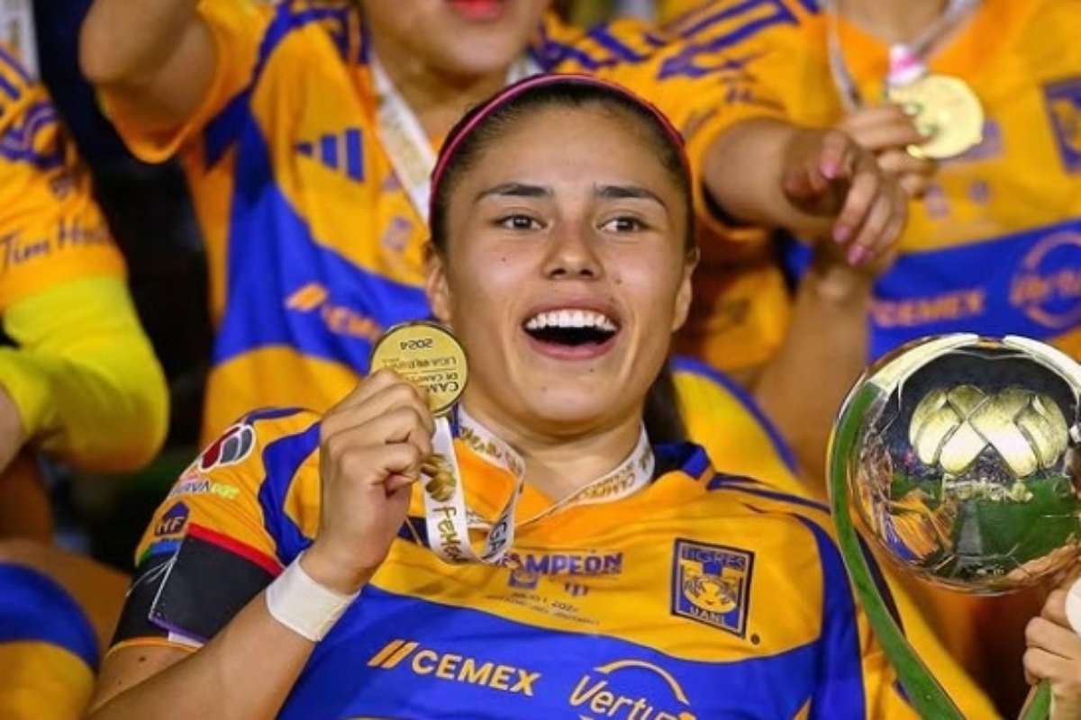 Hito sin precedentes: Lizbeth Ovalle se convierte en la transferencia más cara del fútbol femenil