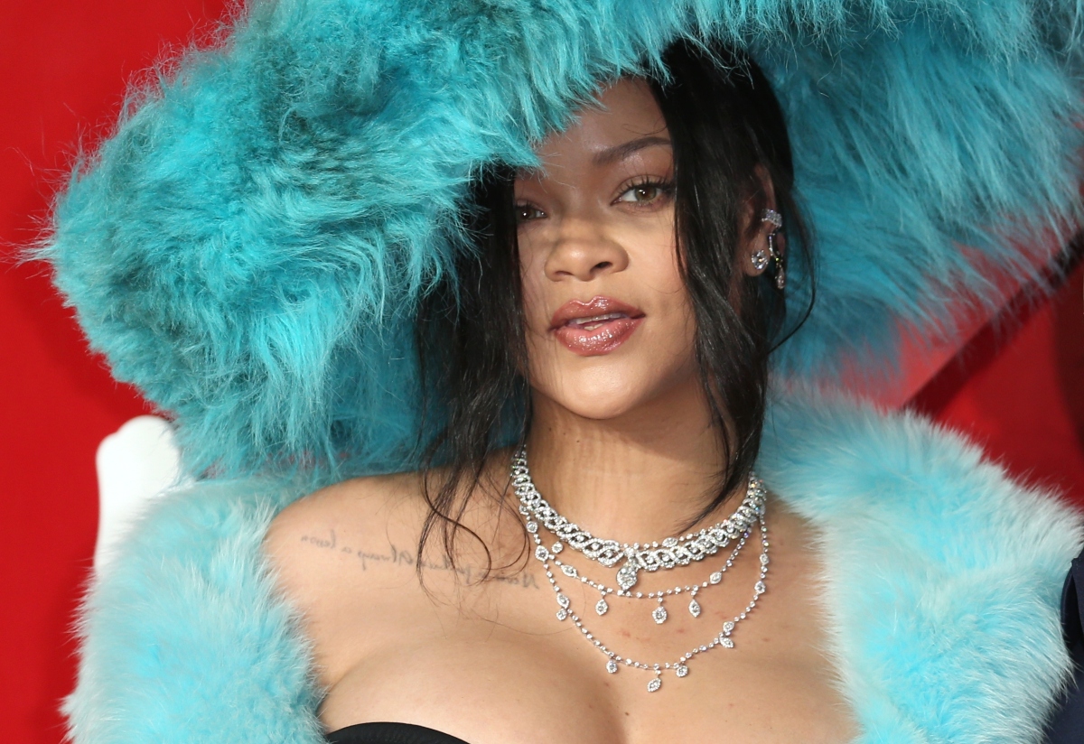 Rihanna actualiza foto de perfil en redes sociales y desata especulaciones de nueva música