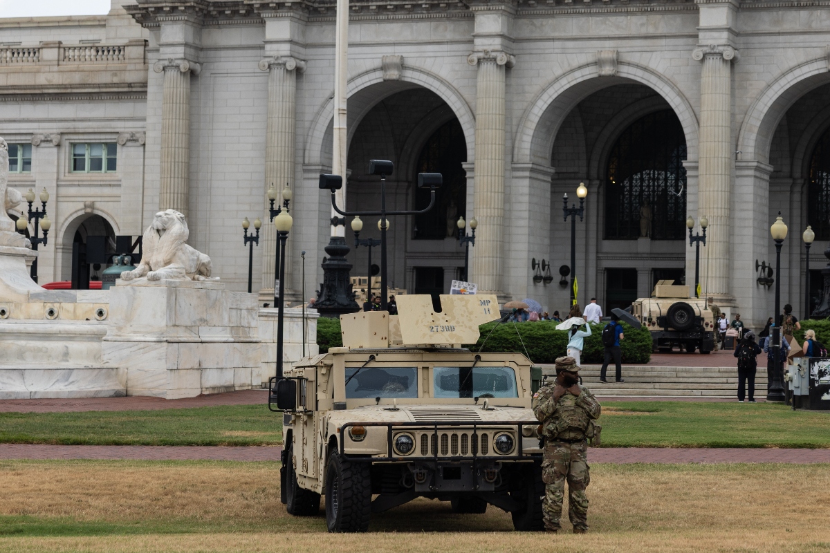 Golpe a la Casa Blanca: Gobierno de EE.UU. cede control de la policía de Washington D.C.