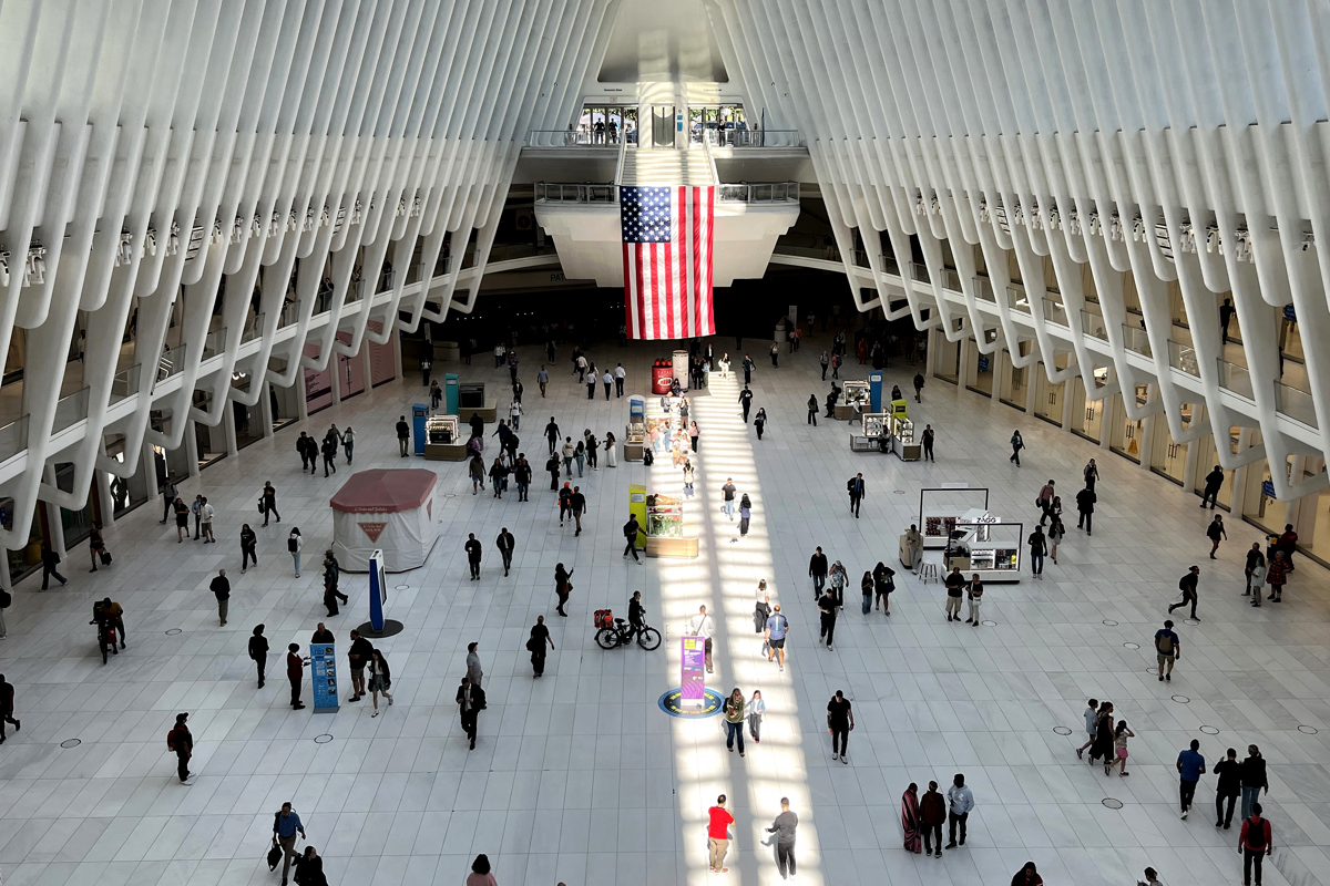 New York revive el 11S con un tributo solar en el Oculus