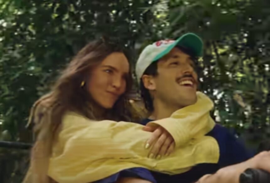 Belinda, Sebastián Yatra, música