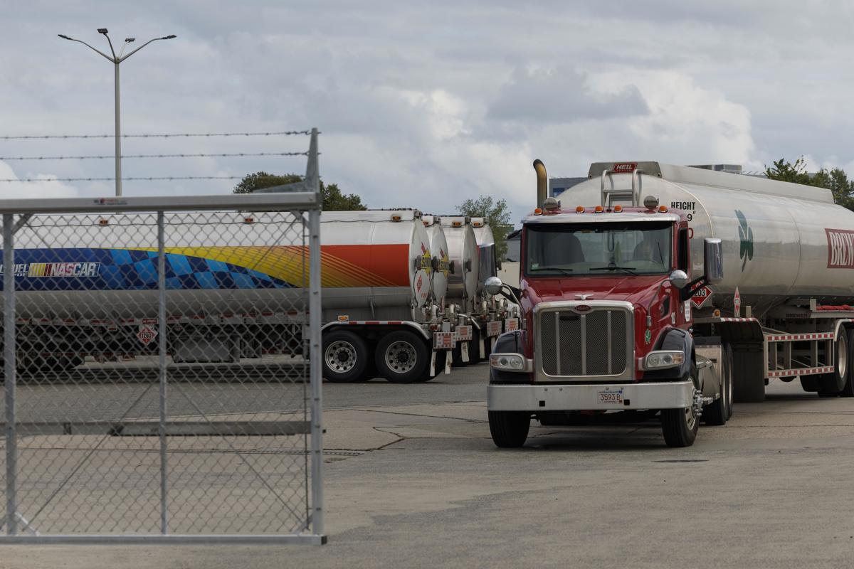 Texas ordena a la policía estatal aplicar requisitos de inglés a camioneros