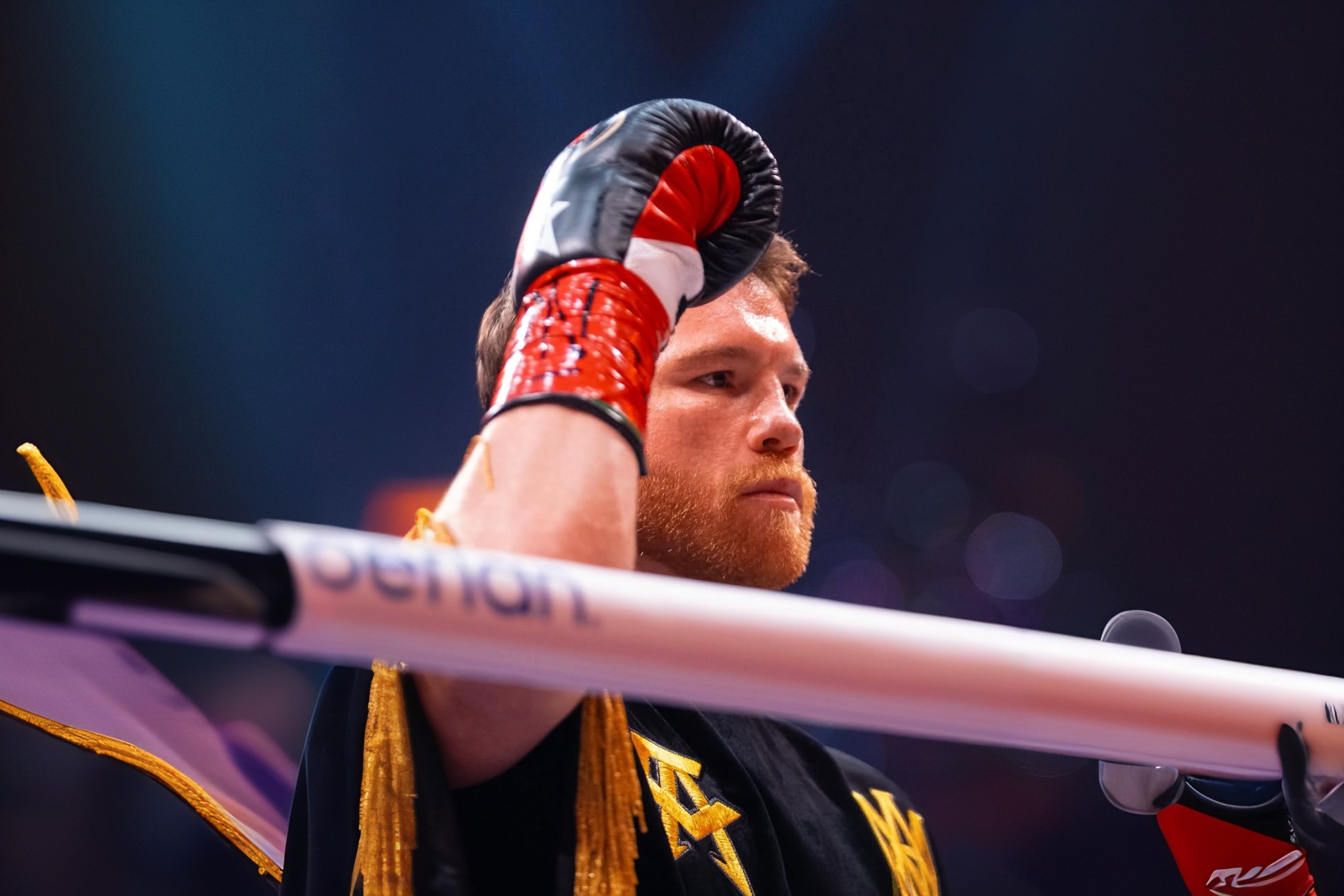 Canelo rompe el silencio tras dolorosa derrota con Crawford