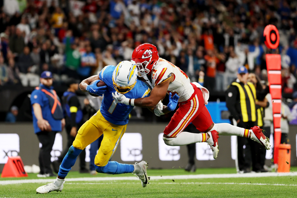 NFL: Chargers ganan a los Chiefs y ganan en Brasil