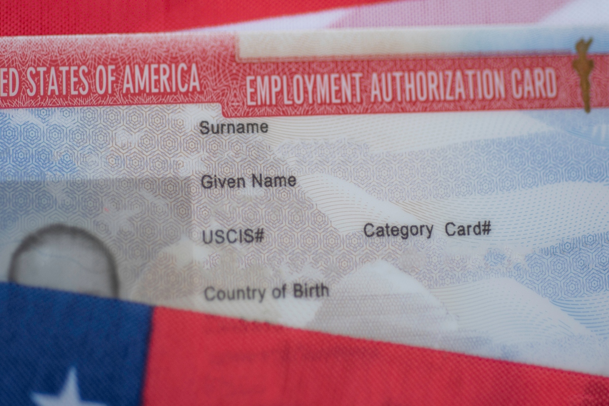 Sin permiso de trabajo: deportación inmediata por ICE