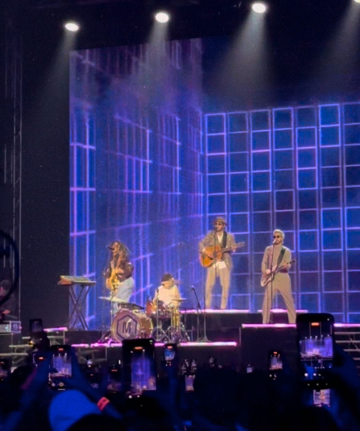 Bad Bunny, Morat, Premios Juventud