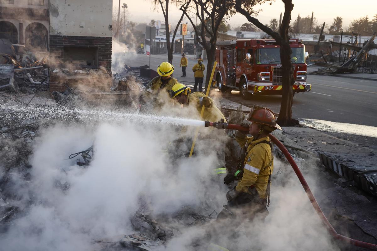 Gobierno de EE.UU. acusa a empresa eléctrica de causar incendios fatales en California