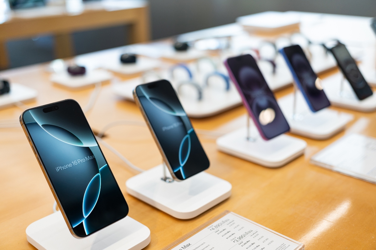 Apple podría presentar un iPhone 17 ultrafino y rediseñar los modelos Pro