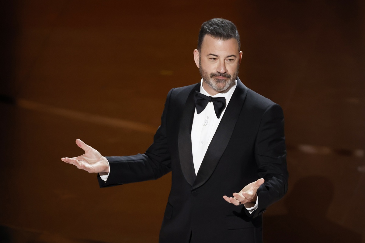 Suspenden show de Jimmy Kimmel por comentarios de Kirk