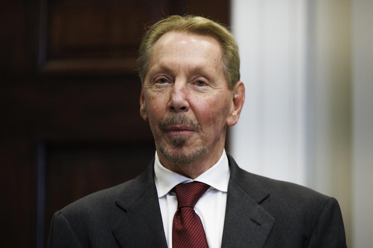 Larry Ellison se convierte en el hombre más rico del mundo tras alza histórica de Oracle en Wall Street