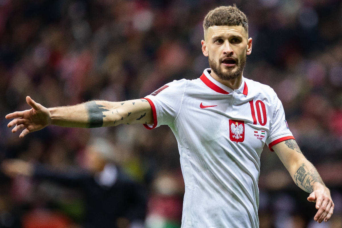 Messi, Mateusz Klich