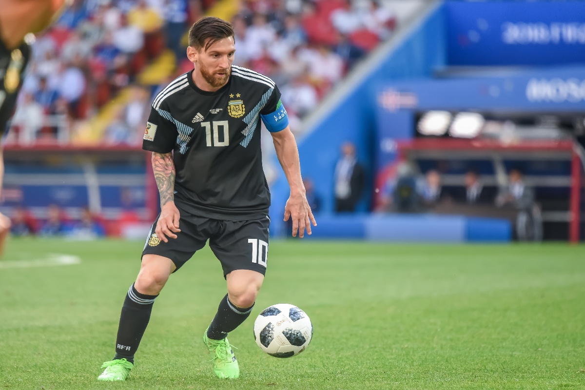 Messi se despide en casa: el rey indiscutible de Argentina juega su último partido oficial