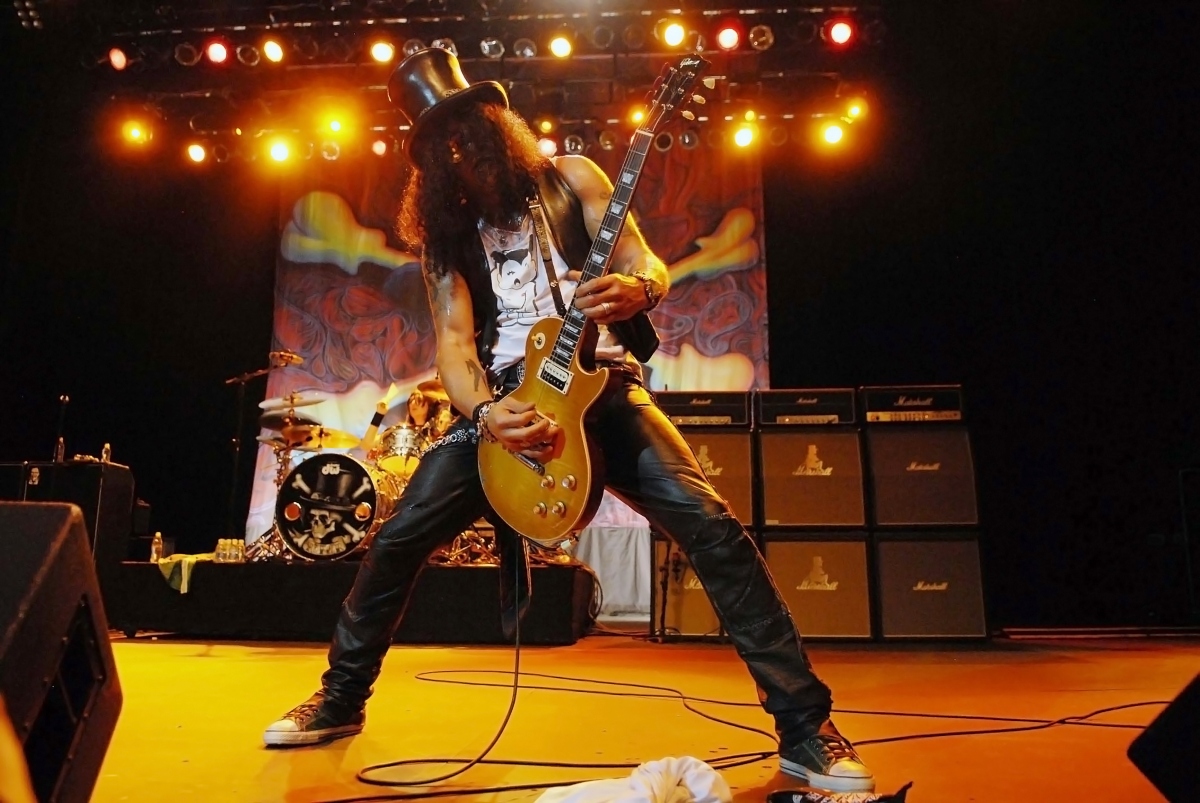 El guitarrista Slash lanzará su álbum ‘Live at the SERPERNT Festival’