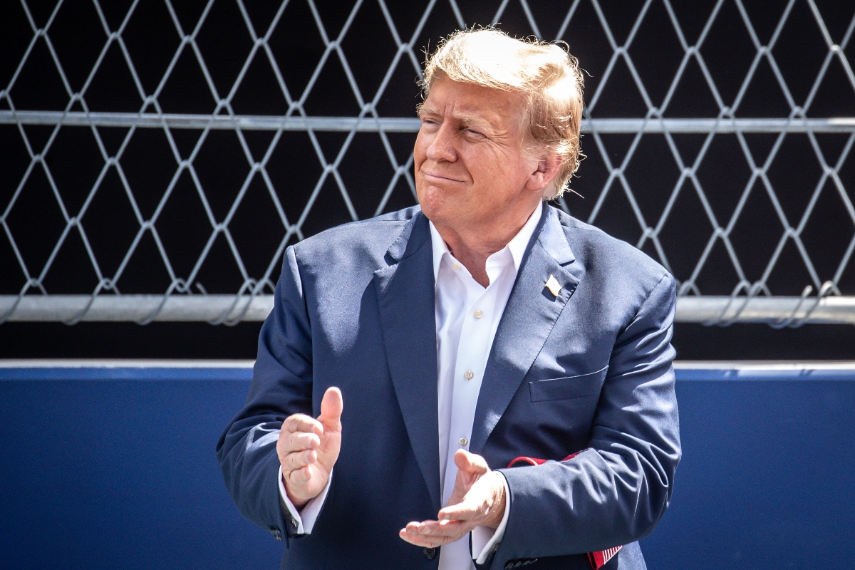 Donald J. Trump drive: Renombran calle en honor a Trump en Florida