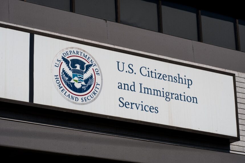 family reunification program, USCIS police force, USCIS, armed USCIS agents, QuéOnnda