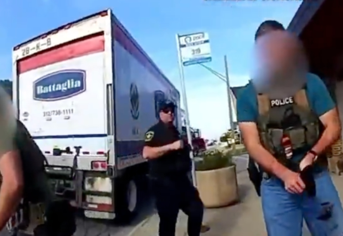Video expone contradicciones en versión oficial sobre la muerte de mexicano en custodia de ICE en Chicago