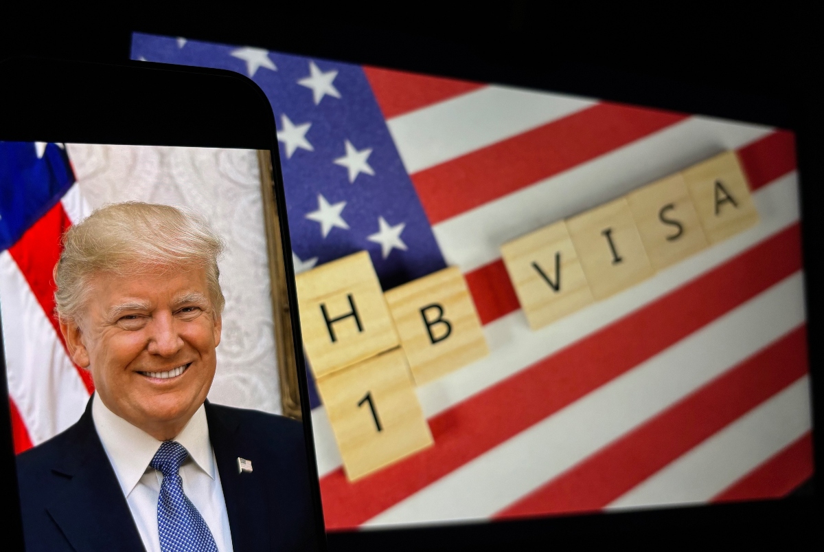 EE.UU. exigirá 100,000 dólares por visa H1-B y anuncia tarjeta dorada
