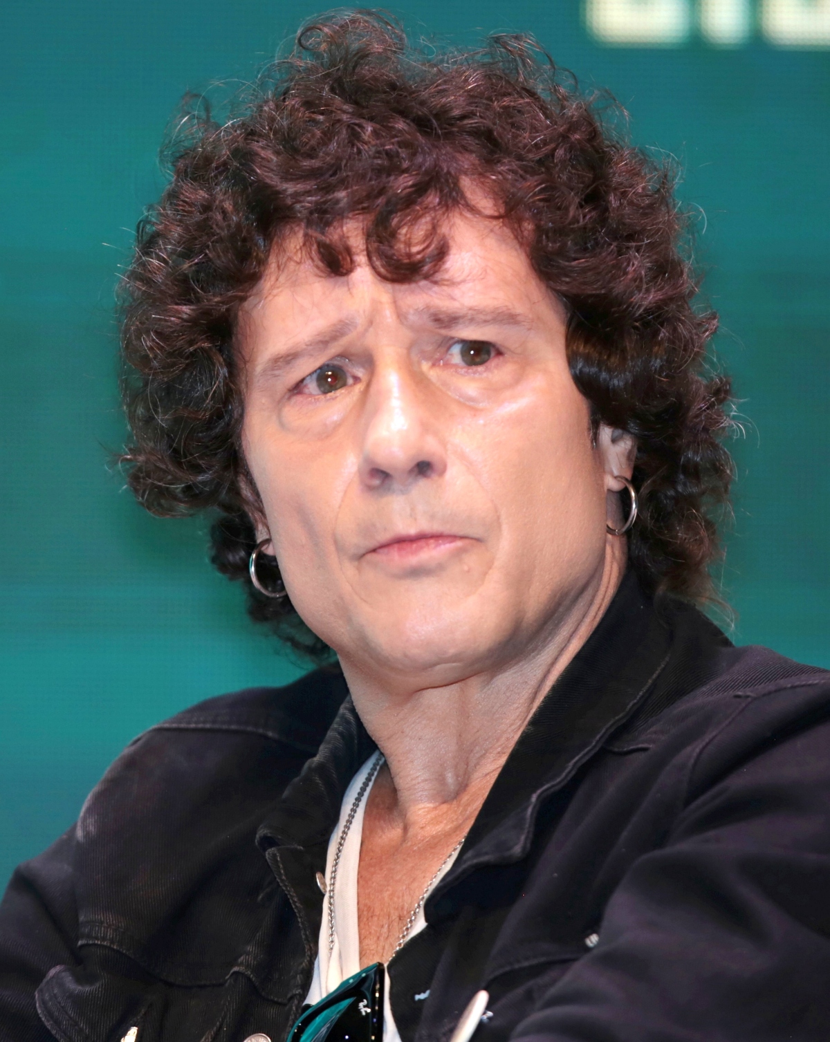 Enrique Bunbury, música