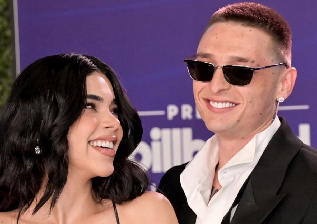 Peso Pluma y Kenia OS se roban las miradas en los Latin Billboard