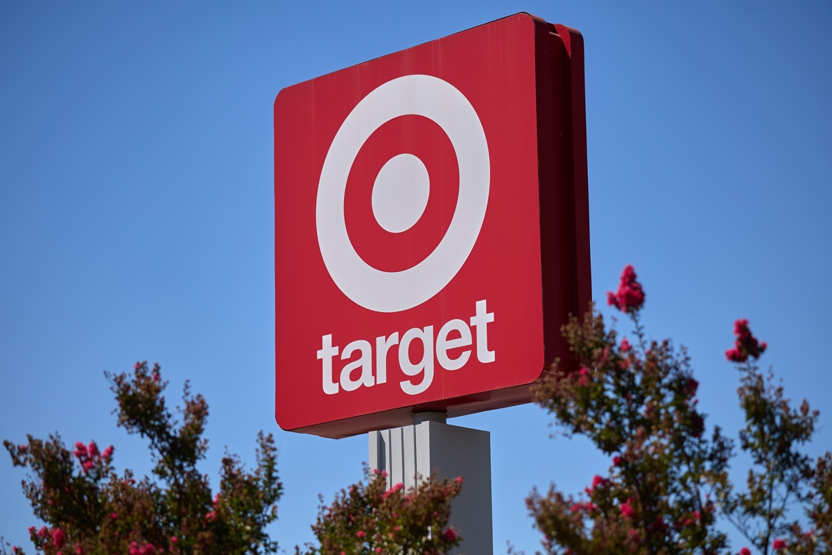 Target planea despedir a 1,000 empleados y eliminar 800 vacantes