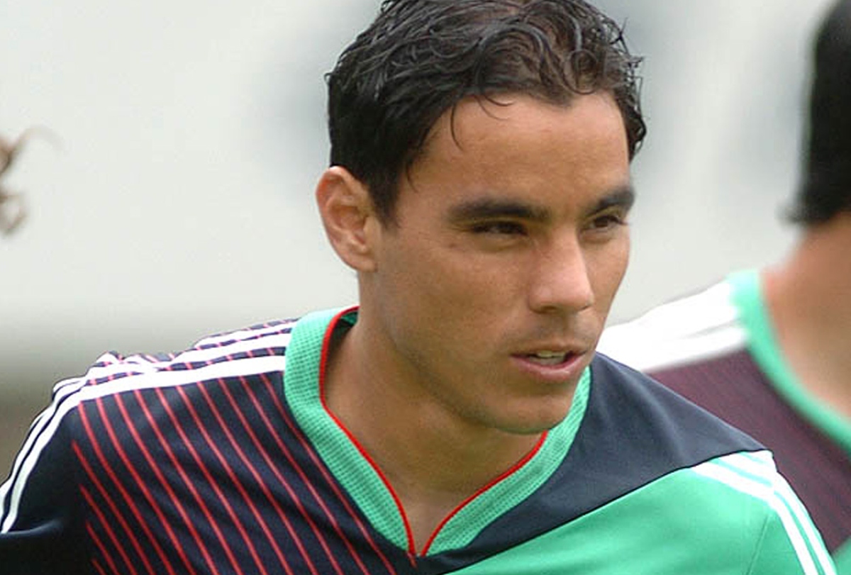Se complican las cosas para el jugador Omar Bravo; tiene dos carpetas más de investigación