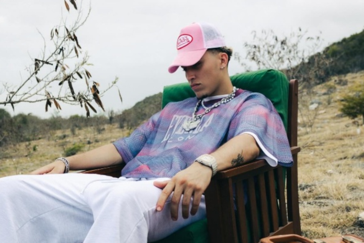 Alejo invita a “vivir la música como un viaje” con su nuevo EP