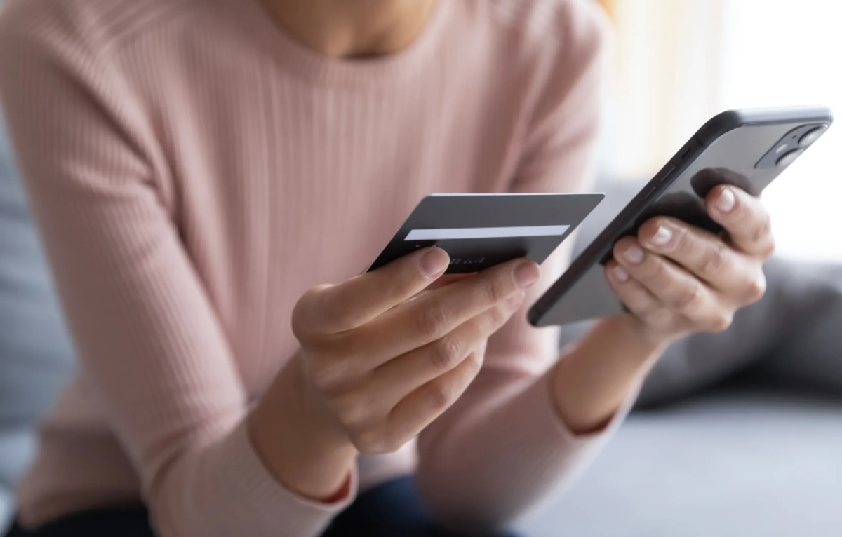 ¡Protege tu dinero! Las estafas más comunes que afectan a los hispanos