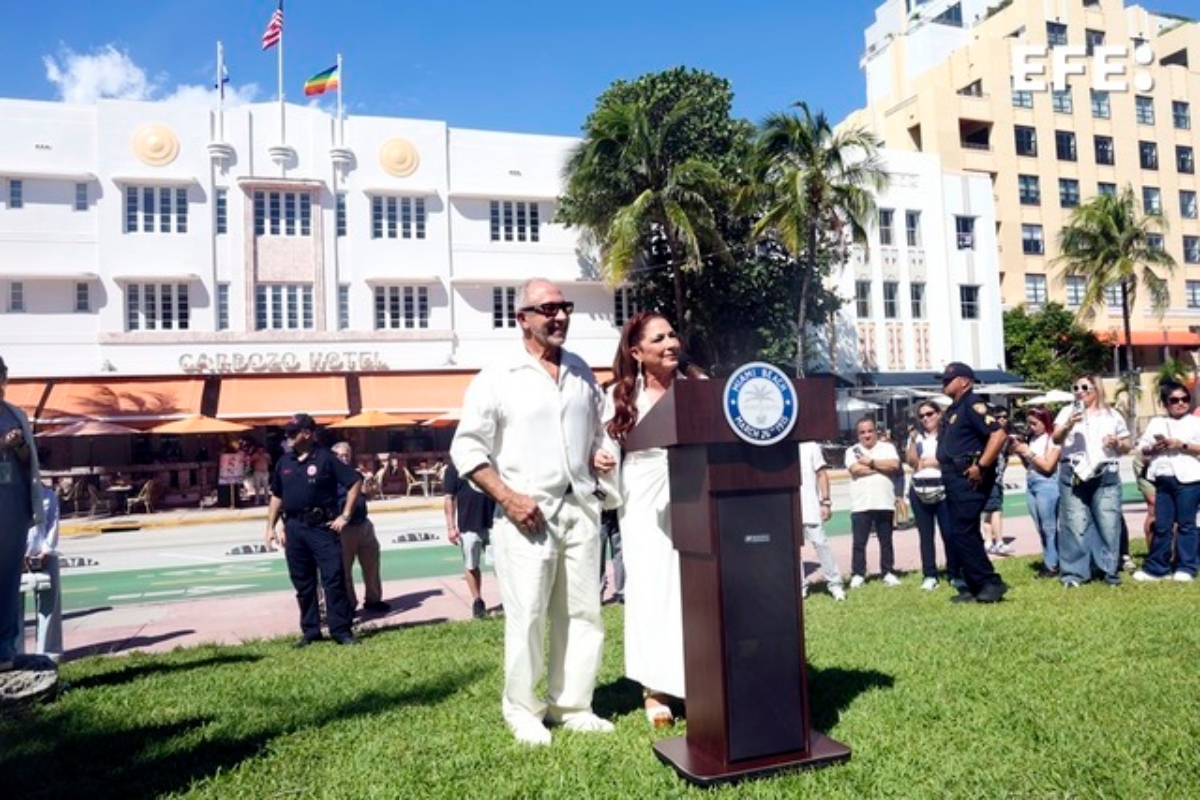 Orgullo latino: Gloria Estefan ya tiene su calle en Miami Beach