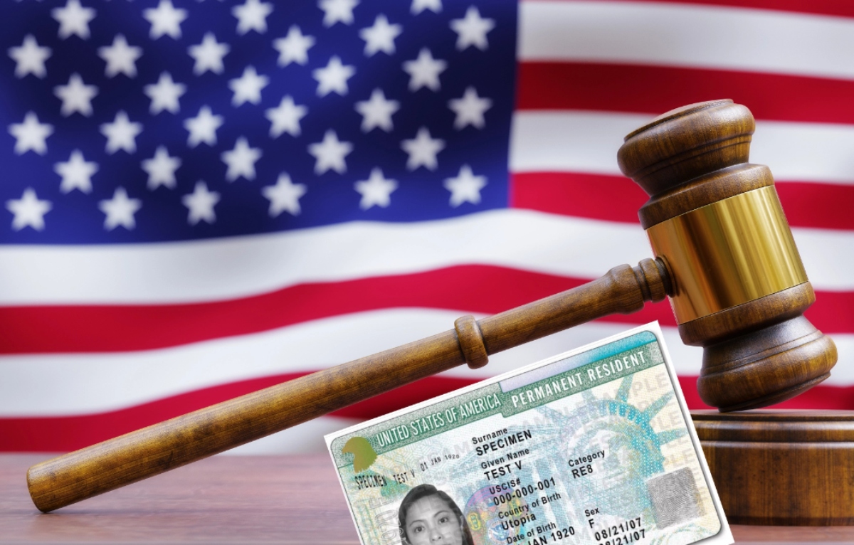 ¿Pueden quitarme la green card? Conoce los casos