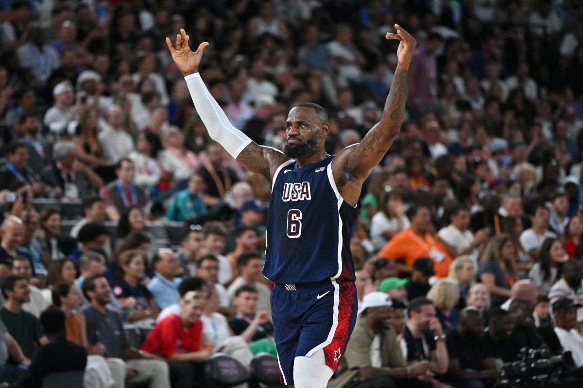 LeBron James en el ojo del huracán por polémico anuncio de alcohol