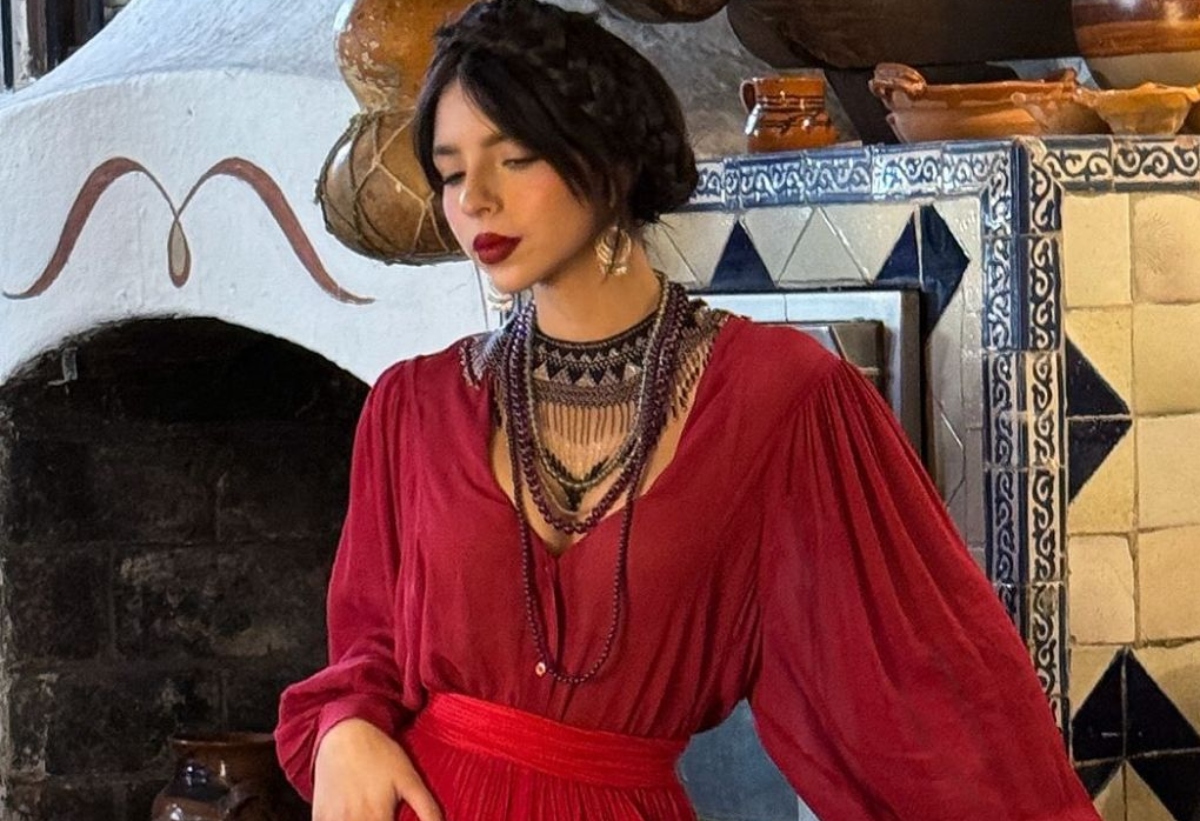 Ángela Aguilar dedica canción de Rocío Dúrcal a sus haters