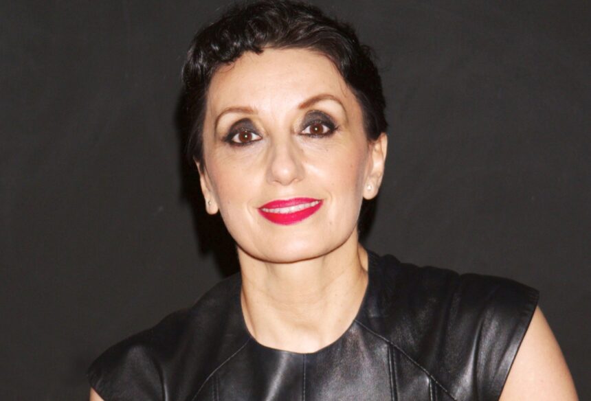 Luz Casal, música