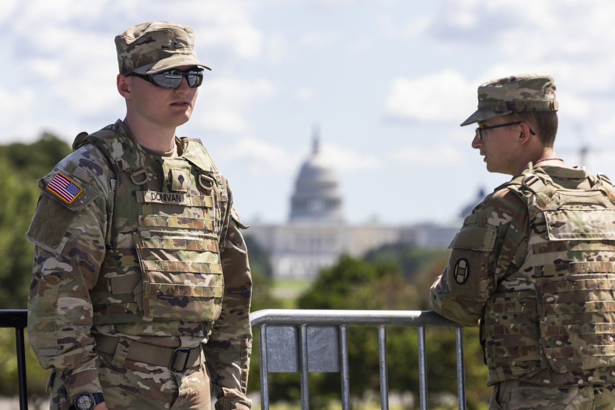 Corte de apelaciones autoriza a Trump a mantener a la Guardia Nacional en Washington