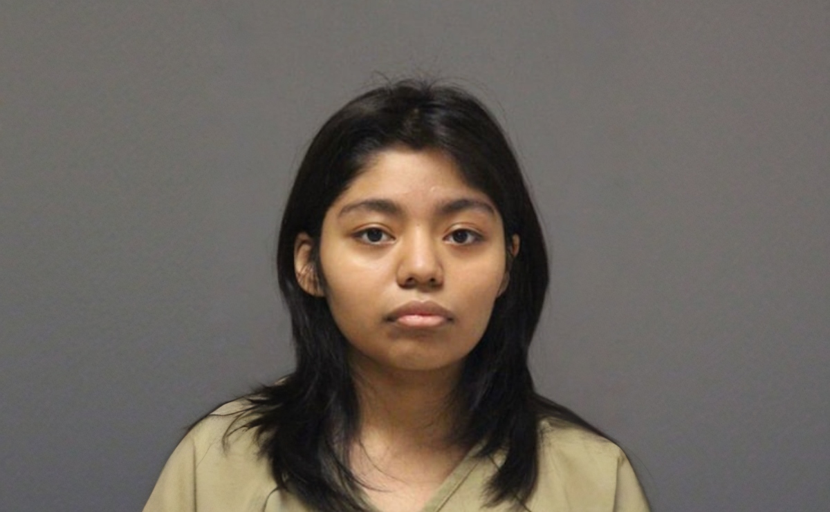 Joven hispana en New Jersey intentó apuñalar a su hermanito de 2 años