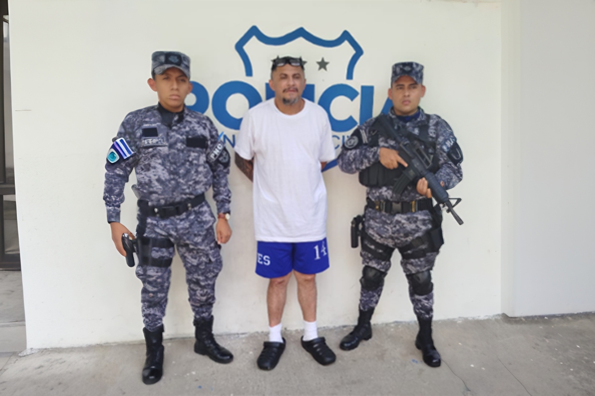 ICE Boston deporta a líder salvadoreño de la MS-13 buscado por homicidio y terrorismo