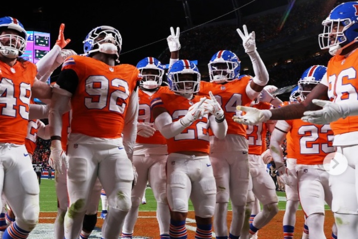 Broncos vencen 10-7 a los Raiders en el inicio de la Semana 10