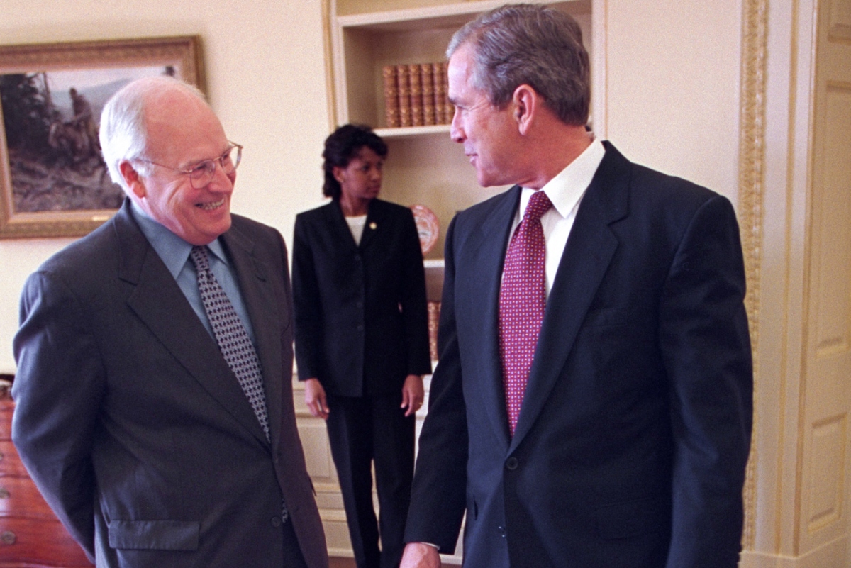 Bush se viste de luto por la muerte de Dick Cheney, su vicepresidente