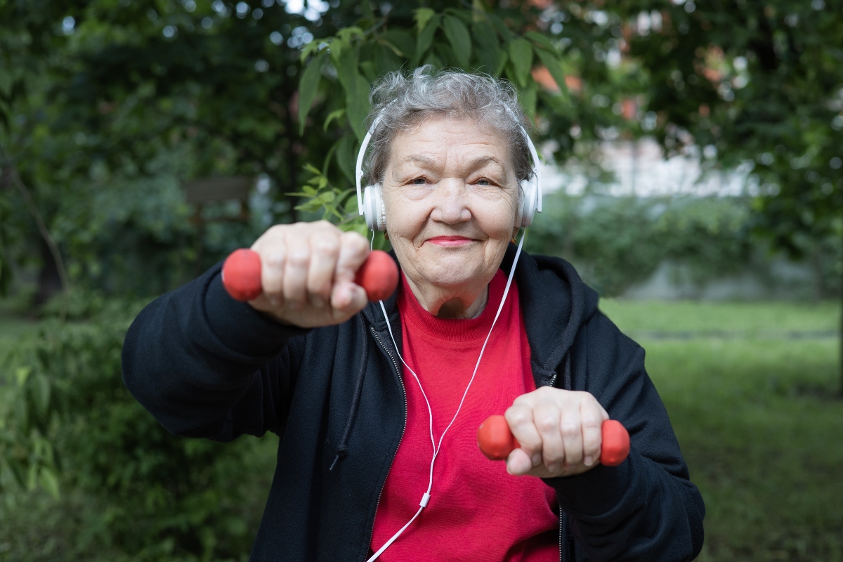 ¿No haces ejercicio? Podrías estar aumentando tu riesgo de Alzheimer, según científicos
