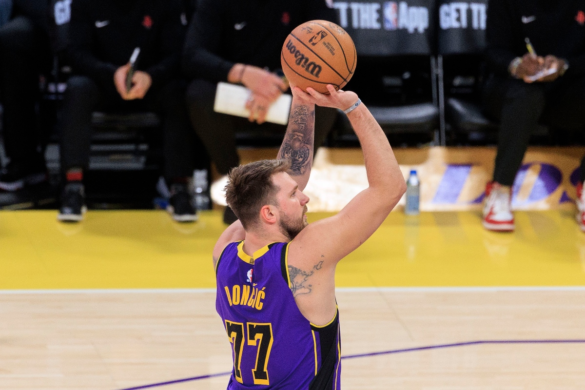 Doncic agradece a Lakers y NBA por proteger su salud