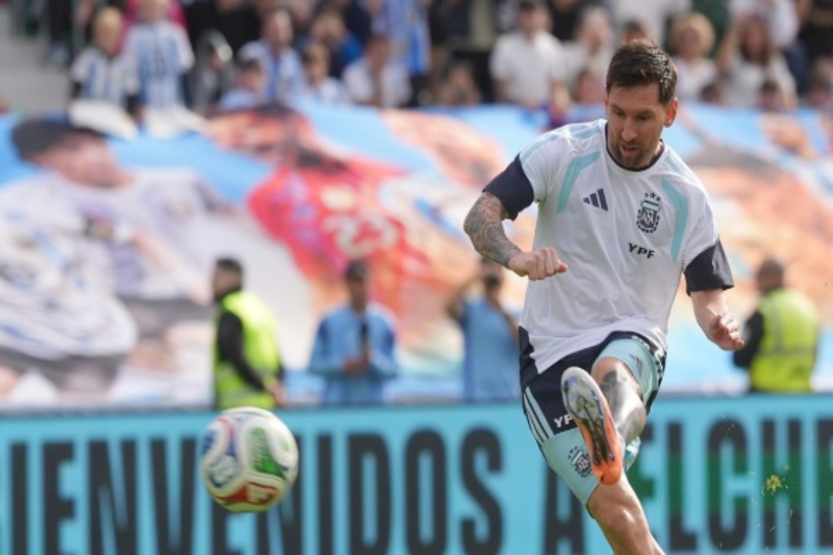 Messi desata la locura en Elche
