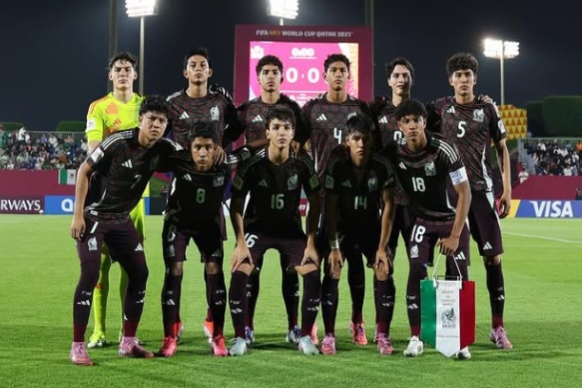 Olvera brilla con gol decisivo y México sigue con vida