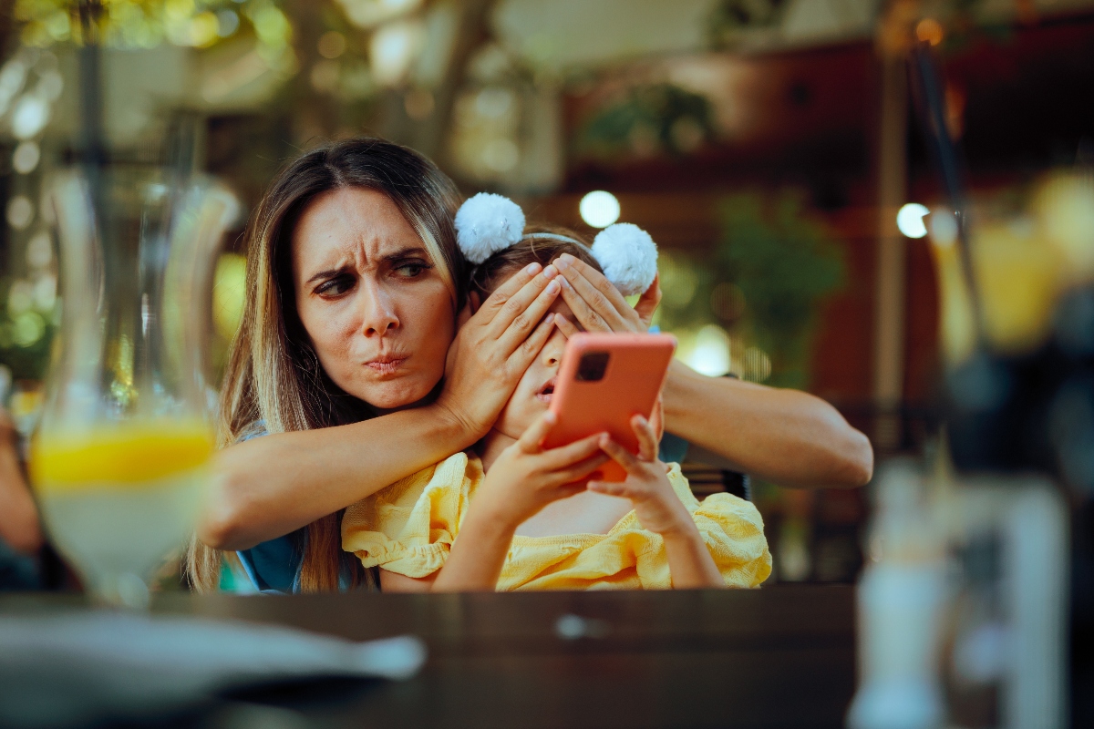 Salud visual infantil: Cómo proteger a tus hijos de las pantallas