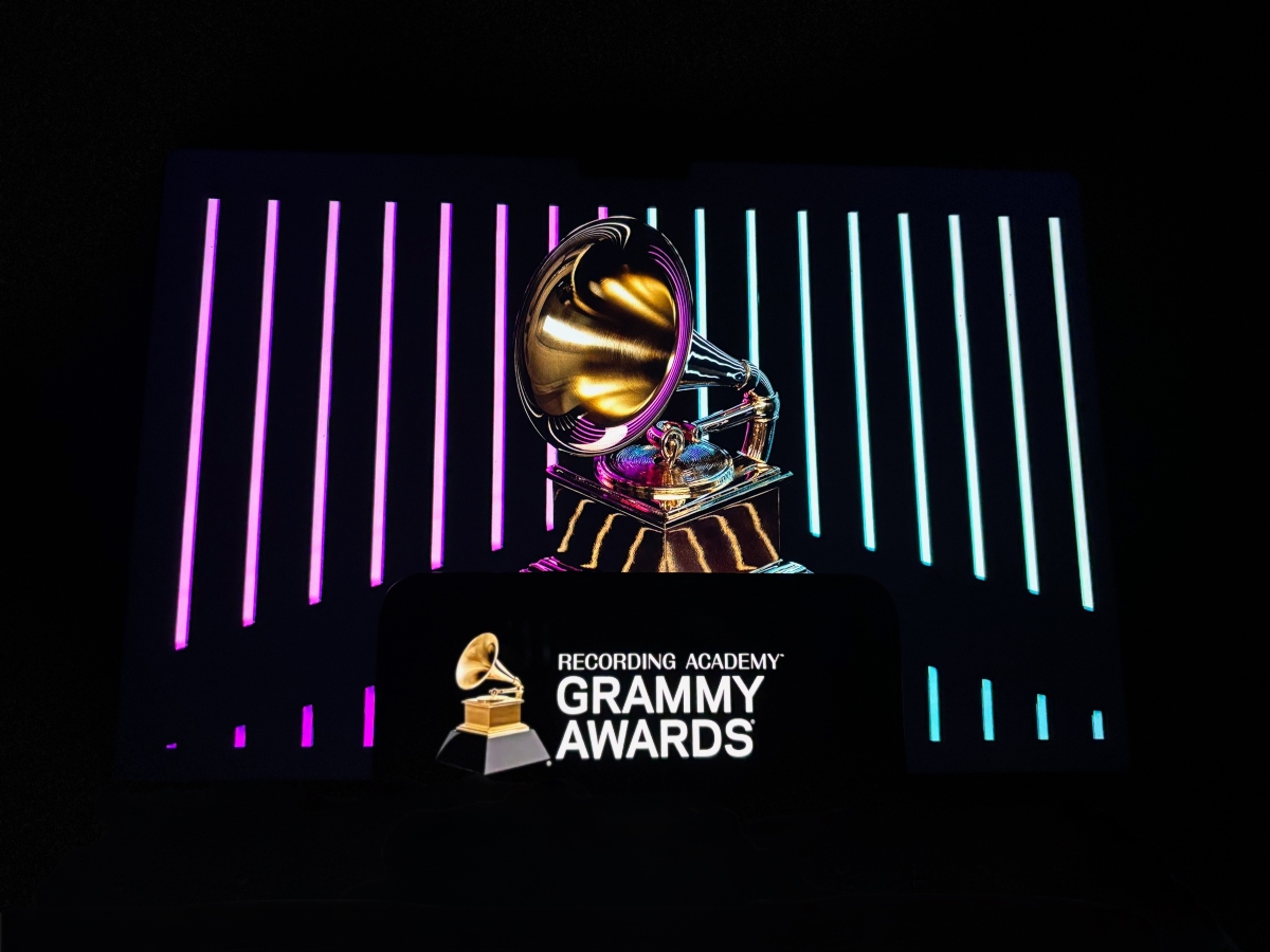 Latin Grammy, Enrique Bunbury, Mon Laferte