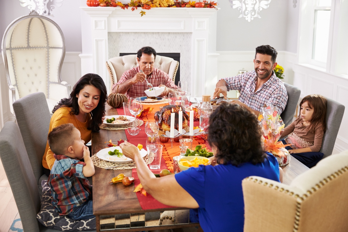 Tradiciones de Thanksgiving que los latinos están adoptando en EE. UU.