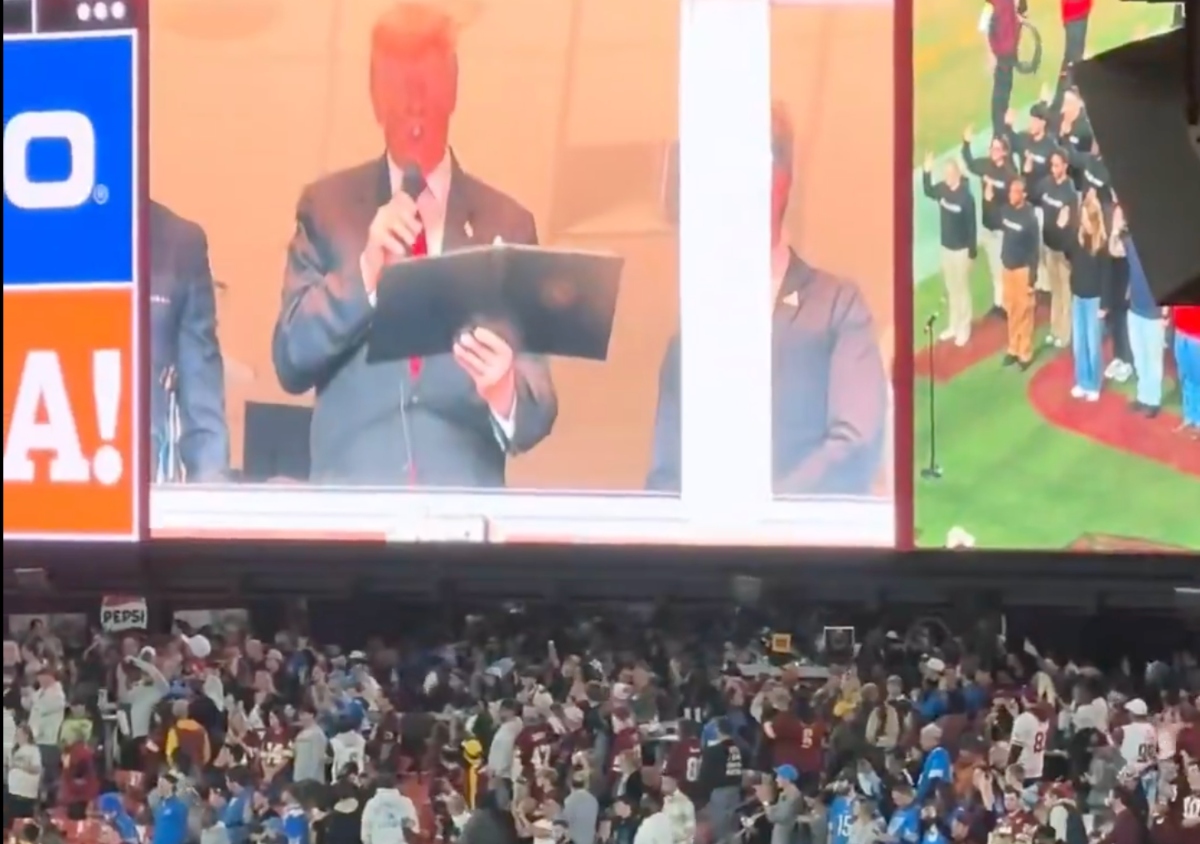 Trump es abucheado en el partido de los Washington Commanders