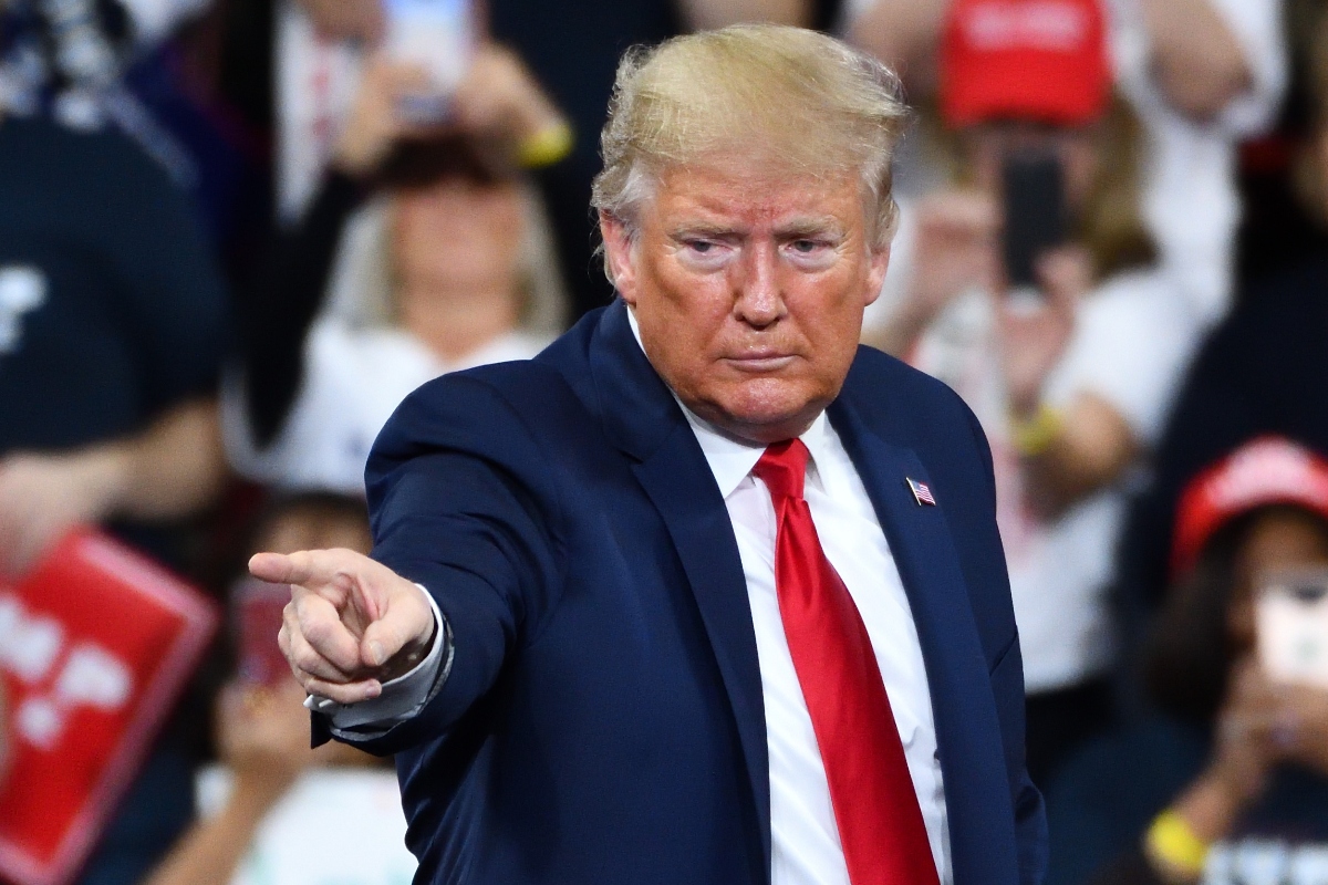 Trump anuncia que pausará de forma permanente la migración desde “países del tercer mundo”