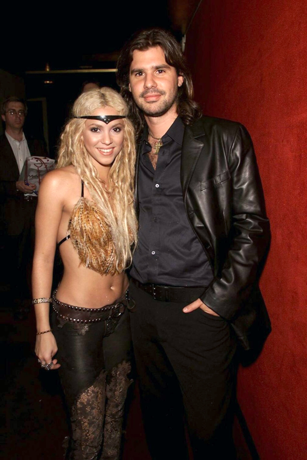 Shakira, Antonio de la Rúa